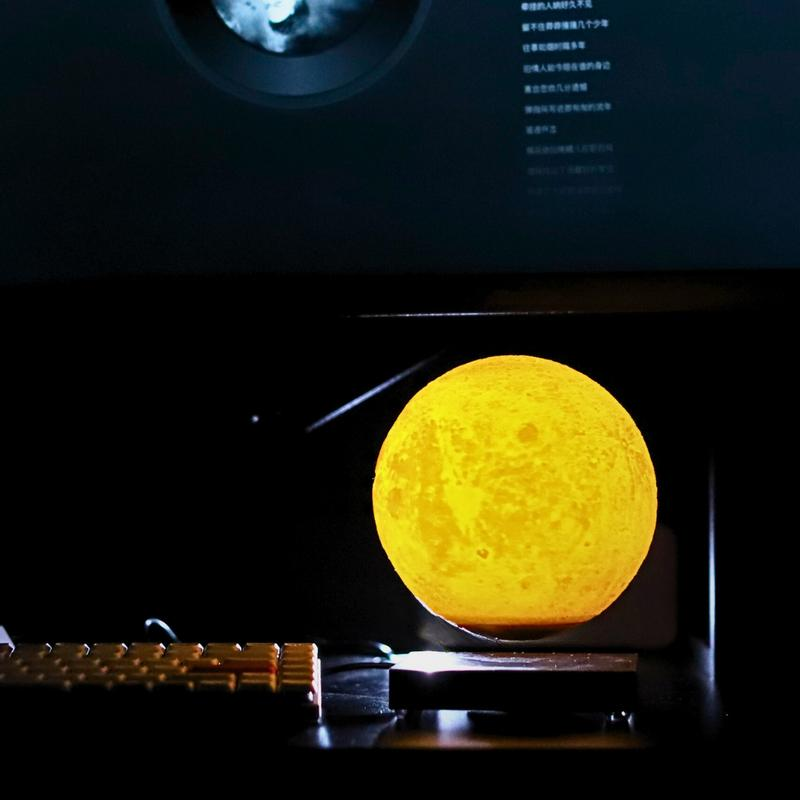 MAGECMOON Magnetic Levitation Lamp Ornament Floating Moon Lamp Night Light Dimmable 3D Printed Levitating LED Bedside Table Lamp Office Bedroom Living Room Home Christmas Decoration Unique Christmas Gifts Cool Gadgets