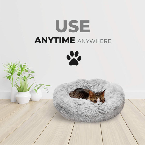 Whiskers & Friends Calming Pet Bed with Blanket - Mingle & Moa